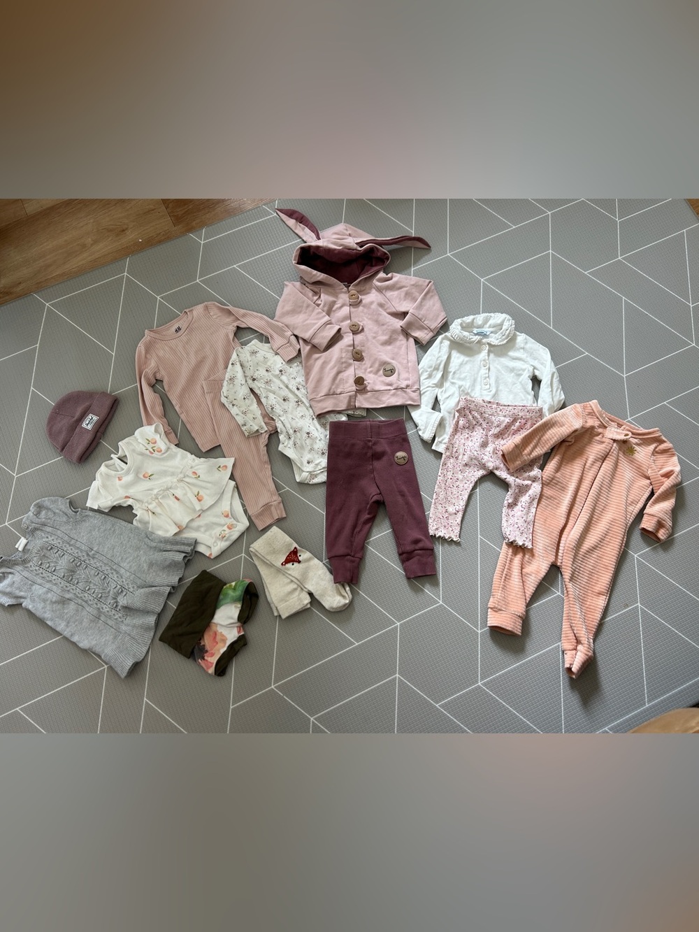 0-9 month baby girl lot